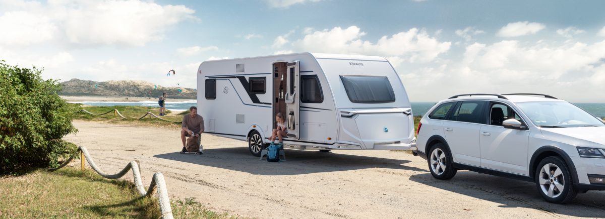 Knaus campingvogn på campingplass